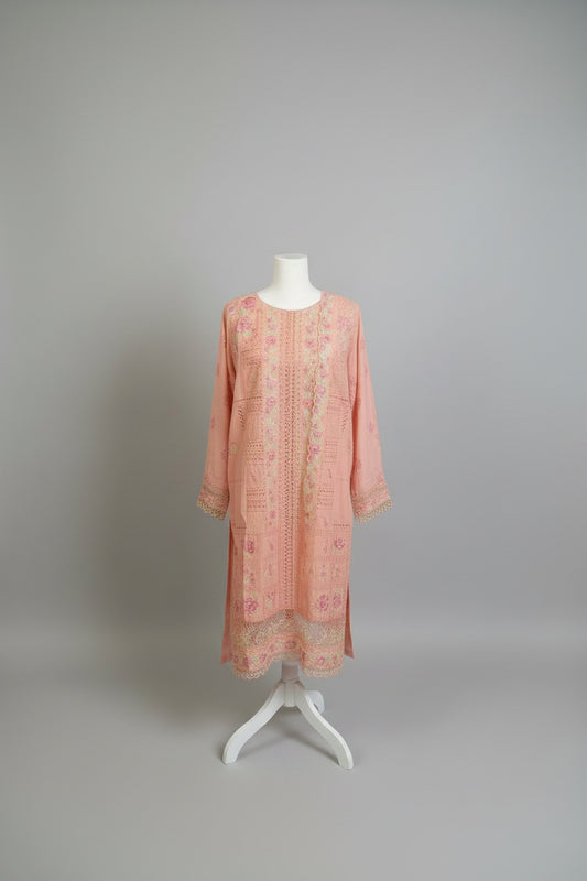 Luxury Embroidered & Schiffli Lawn 3-Piece Suit – Peach Pink