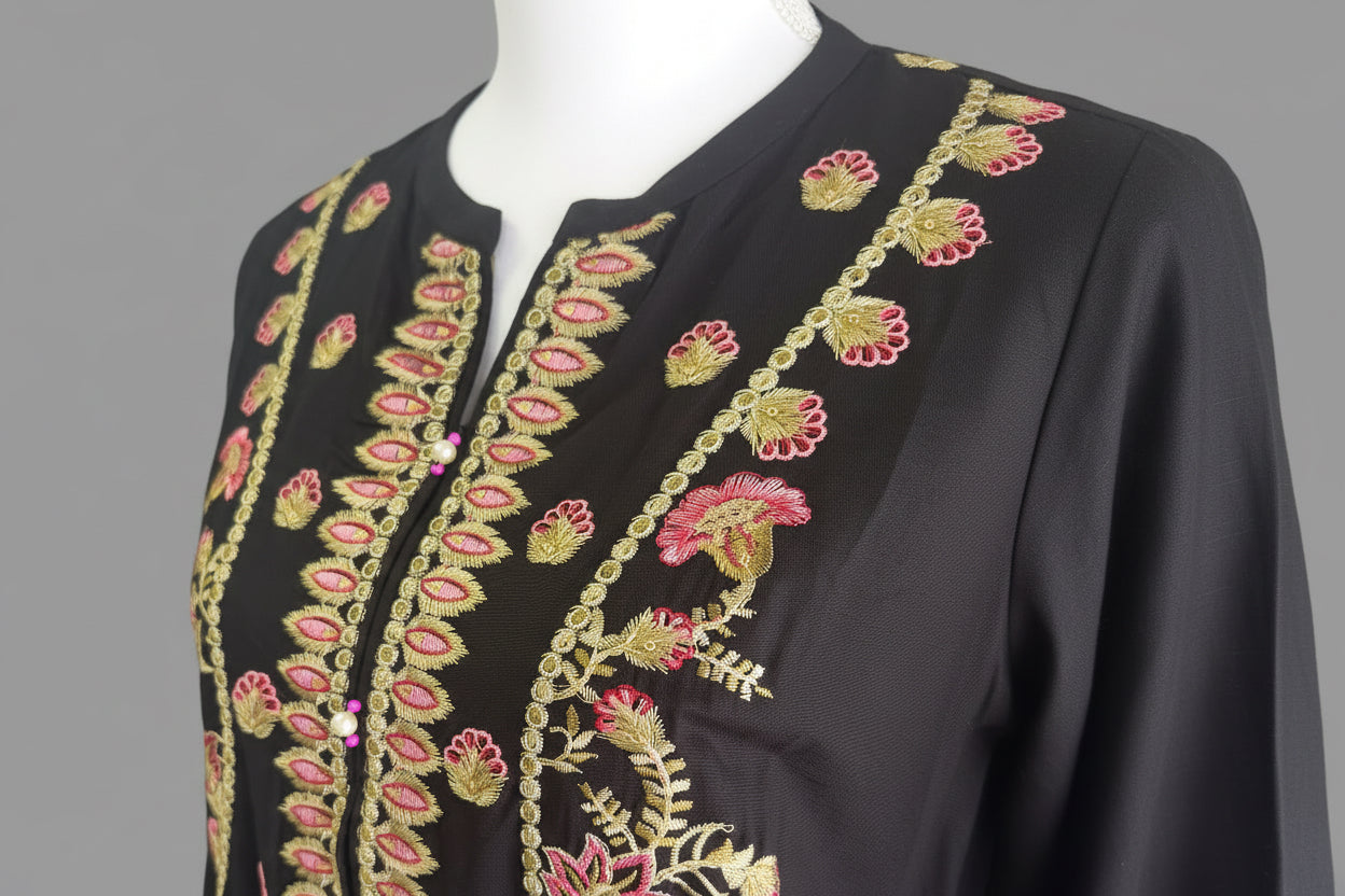 Studio Embroidered Viscose Slub Kurti – Jet Black