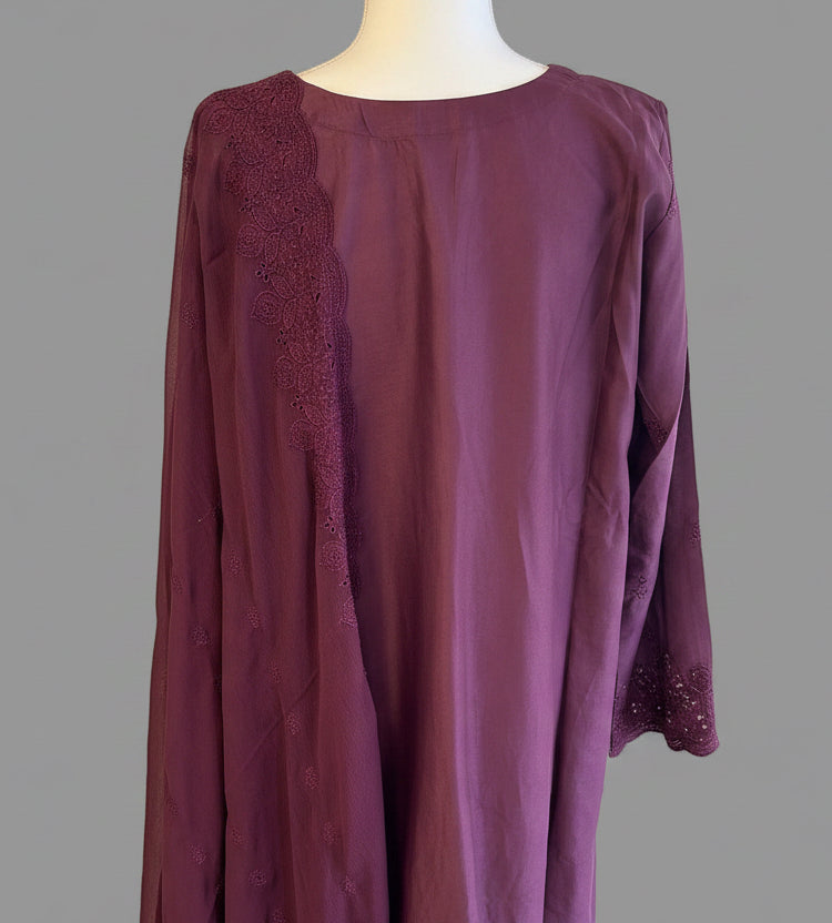 Luxury Tone-on-Tone Embroidered Lawn 3-Piece Suit – Deep Plum