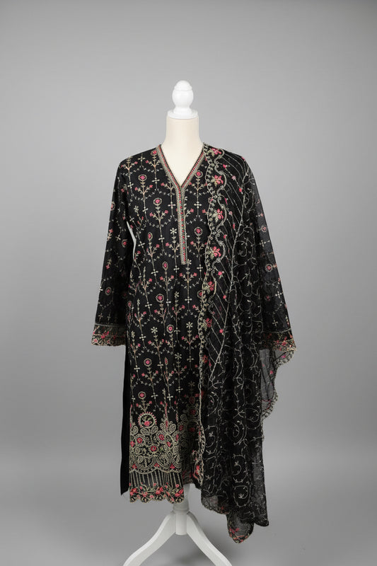 Luxury Embroidered Lawn 3-Piece Suit – Midnight Black & Magenta