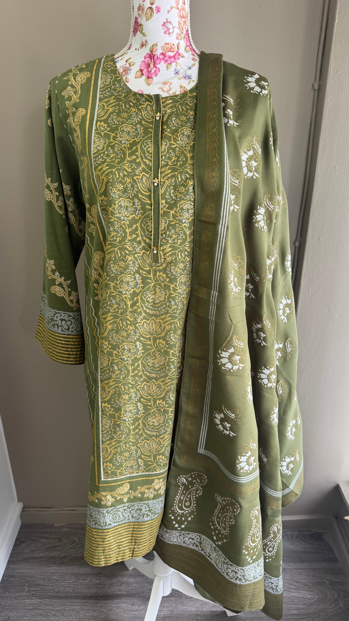 Studio Olive Green Printed Everyday Shalwar Kameez