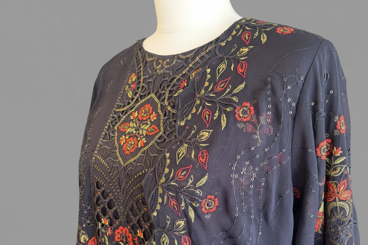 Luxury Embroidered & Cutwork Lawn 3-Piece Suit – Midnight Black